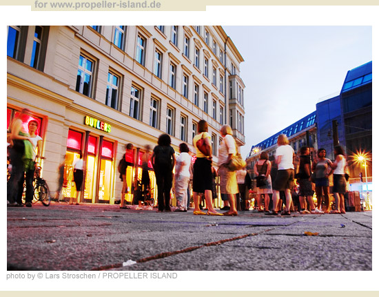 My Berlin Photos Berlin STANDARDs tourists hackesche